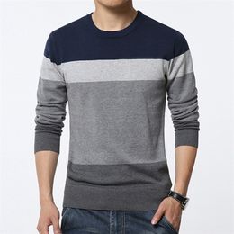 Winter Men Fashion Pullover Knitted Sweater Men Sweater Autumn Long-sleeved Warm Pullovers O-neck Slim Fashion Men Sweater 201203