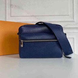 Luis Vuittons Lvse louiseViutionBag Messenger Leather Lvity bestquality Men 7a Outdoor Bag Handbags Bags Luxury Shoulder Bag Designer Handbag Tote Mans camera bag