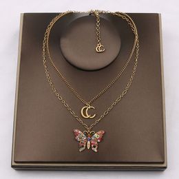Luxury Designer Double Letter Pendant Necklaces 18K Gold Plated Butterfly Crysatl Pearl Rhinestone Sweater Necklace for Women Wedding Party Jewerlry Access