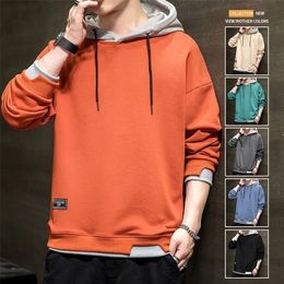 Men Casual Harajuku Sweatshirt Hoodies Male Solid Colour Pullover Tops Spring Autumn Fashion Mens Hooded Clothing 220406