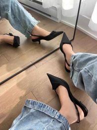 Суперкачественные женские ботинки сандалии насосы на низких каблуках роскошные дизайнерские насосы насос с кожаной кожа