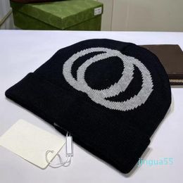 Designer Knitted hat Mens woman Leisure cap Letters Casual Caps Outdoor Fashion