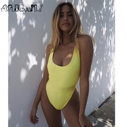 2020 Solid 1pc Swimsuit Women Swimsuit Sport Bodysuit 1pc Bathing Suit Backless Beachwear Sexy Monokini Summer Swim T200708