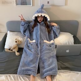 Korea Winter Fleece Nightgown Dress Kawaii Cartoon Coral Fleece Hooded Thicker Keep Warm Pyjamas Single Breasted Pyjamas L220803