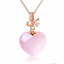 Silver necklaces Cute sweet pink crystal gemstone necklace for women rose quartz heart crystal pendant necklace