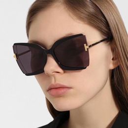 Sunglasses Vintage Big Frame Cat Eye Women Fashion Designer Ins Trend Butterfly Oversized Gradient Sun Glasses