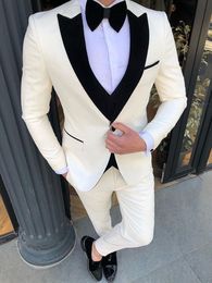Customise tuxedo Ivory Handsome Peak Lapel Groom Tuxedos Men Suits Wedding/Prom/Dinner Man Blazer Jacket Pants Tie Vest W1112