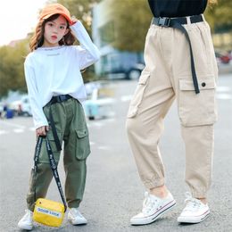 Fashion Cargo Pants for Teen Girls Cool Trousers With Belt Loose Style Kids Cotton Sport Running Pants For Teens Girl 5-14 Years 220512