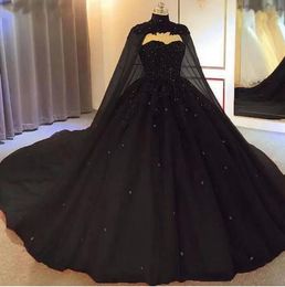-2022 Vestidos de novia góticos de bola negra con tulle de tulle de tulle de tulle de tulle con cuentas de la capa bocina nupcial no blanca