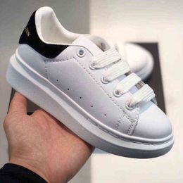 Sneakers 2022 Luxury Designer Children's Shoes Source Lace-up Platform Casual Shoes White Gilrs and Boys Parent-child L220913
