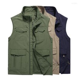 Men's Vests 2022 Summer Outdoor Men Multi-Pocket Classic Waistcoat Male Sleeveless Tactical Military Camping Vest Chaleco Hombre Kare22