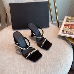 Pantofole Meduza impreziosite da strass con punta quadrata scarpe sandali in raso con tacco alto scarpe da donna di design di lusso calzature da sera con cinturino posteriore