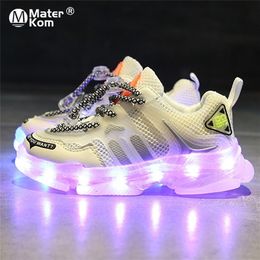 Boyut 25-35 çocuk usb şarj parlayan sıradan ayakkabılar erkekler nefes alabilen LED LIGHT UP SEALAR UNISEX LUININE SEALERS için LJ201202