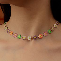 Elegant Flower Daisy Clavicle Necklace Chockers For Women Statement Bridal Wedding Party Jewellery Korean Choker Bead Pendant Birthday Gift