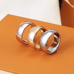 New Luxury titanium steel silver With diamonds love ring men and women rose gold rings for lovers couple gift