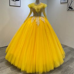 Custom Made Ball Gown Wedding Dresses Yellow Glitter Dubai Arabia Jewel Long Sleeves Beading Appliqued Bridal Gowns Real Images