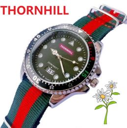 High quality Top model Fashion Quartz Watches 40mm Casual Auto Date women men wristwatch Lovers Nylon Clock Luxury female Watch Gifts