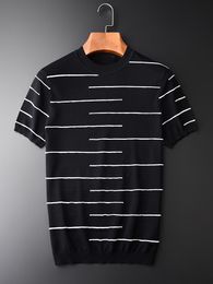 T-shirt da uomo Estate Maglia sottile Manica corta Nero a righe Girocollo Slim Uomo M L XL 2XL 3XL 4XL Uomo