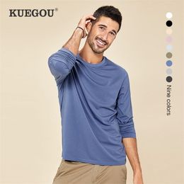 KUEGOU Solid Colour oneck Soft Elastic Cotton tshirt Mens Tshirt autumn mans clothes Long sleeve Tee men top 3XL DT5951 201116
