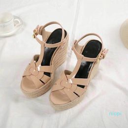 2022 Heel Sandals Fashion Waterproof Platform T-button Exposed Toe Thick Bottom Straw High-heeled Womens Shoes