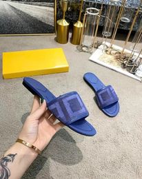 High quality women's flat slippers luxury designer sandals leather brand girls slide sandals casual flip-flops