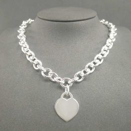 Collana in argento sterling S925 per donna Collane a catena con ciondolo a forma di cuore classico Collana di gioielli di marca di lusso