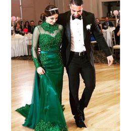 Elegant Emerald Green Evening Dresses with Long Sleeve Sexy Illusion See Through Beaded Appliques Formal Long Prom Party Dress
