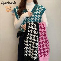 Sweater Vest Women Houndstooth 3 Colours Loose Preppy Retro Design Classic Simple All-match Knitwear Ladies Ulzzang Ins 220715