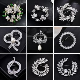 Pins Brooches Luxury Zircon Flower And Jewellery Rhinestone Cubic Zirconias Brooch For Women Gift Party Banquet Accessories Kirk22