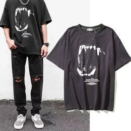 Summer T-shirts Unisex Tee Loose Fit Streetwear Designer Tshirts Wash Old Retro Wolf Teeth Print High Street