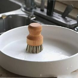 Palm Pot Wash Brush Wooden Round Mini Dish Brush Natural Scrub Brush Durable Scrubber Short Handle Cleaning Dishes Kitchen Kit P0816