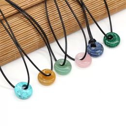 Naturalachites Rosequarz Anhänger Halskette Einfache stilvolle Mode Halskette für Frauen Männer Schmuck Schmuck