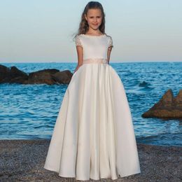 White Satin Flower Girl Dresses 2022 A-Line Floor-Length Short sleeve Girls Pageant Dress First Communion Gowns Christening with Sash