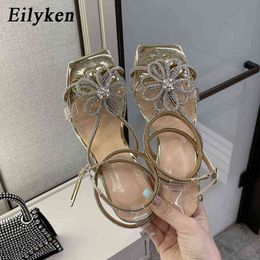 Nxy Sandals New Elegant Ladies Square Toe Pvc Transparent Crystal Rhinestone Flowers Summer Buckle Strap Party Prom Shoes