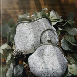 Evening Bags Angelatracy 2022 Handmade Frame White Women Lace Hollow Out Handbag Exquisite Chic Feminine Victorian Vintage Clutch BagEvening