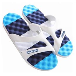 Sandálias masculinas Versão coreana de verão Slippers de casal Flip Flip Flip