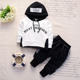 Spring Autumn Cotton Boys Clothes Outfit Kids Baby Sports Hooded Tops Pants 2pcs Sets Fashion Children Casual Tracksuits 220507