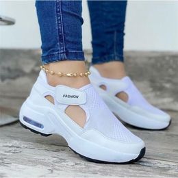 Women Sneakers Hollow Out Solid Colour Platform Thick Bottom Ladies Flats Breathable Vulcanised Shoes Casual 220812