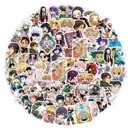 Nuovo Impermeabile 10/30/50/100PCS Mix Anime Jujutsu Kaisen Demon Slayer Adesivi Cartoon Laptop Moto Telefono Bici Chitarra Adesivo giocattolo per bambini