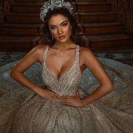 Champagne Princess Ball Gown Wedding Dresses Long Sleeves V Neck Spaghetti Straps Sequins Appliques Lace Ruffles Floor Length Bridal Gown Plus Size robes de soiree