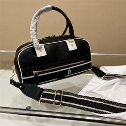 briefcase messenger bag women NZ - Designer Womens Briefcase Fashion Shoulder Handbag Leather Zipper Simple Letter Design Luxury Cosmetic Bag Messenger Bags