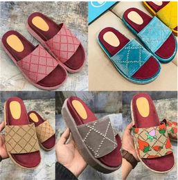 2022 Designer women Sandal Canvas Platform slippers Real Leather Beige brick Red Colours Beach Slides Slipper Outdoor Party Classic Sandals 35-44