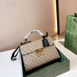 Women Shoulder Bag Luxurys Designers Bags Handbag Designed for Men and Womam 4Colors 28X20cm
