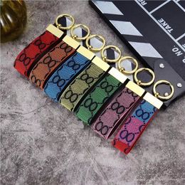 Designer Keychains Men Women Car Key chains Keyring Lovers Keychain Real Leather Classic Fashion Pendant Key Ring Accessories 05