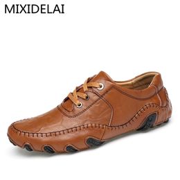 Brand 2022 New Luxury Genuine Leather Flats Italian Mens Loafers Men Shoes Casual Fashion Slip On Driving Designer