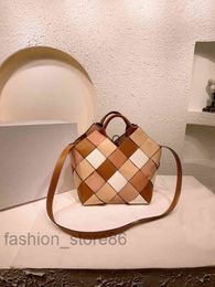 Классические сумки на ремне Tote Women Senior Feeling Portable Shopping Handbag Woven Leather Desi