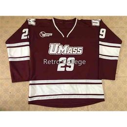 Thr #29 JONATHAN QUICK UMASS MINUTEMEN Hockey Jersey Embroidery Stitched Customize any number and name Jerseys