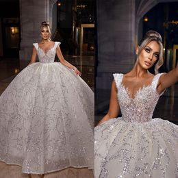 Luxury Ball Gown Wedding Dresses V Neck Spaghetti Straps Sleeveless Sequins Appliques Lace Ruffles 3D Lace Floor Length Luxury Bridal Gowns Plus Size robes de soiree