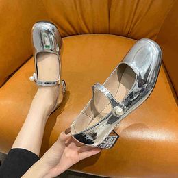 Rimocy Silver Patent Leather Mary Janes Women Hook Loop Square Toe Thick Heels Pumps Woman Comfort Med Heel Office Ladies Shoes 220528