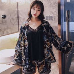 Cute Sweet Widesleeved Robes with Shorts Pyjamas Set Three Pcs Set Women's Home Clothes Ladies Kimono Threepiece Woman Clothes T200429